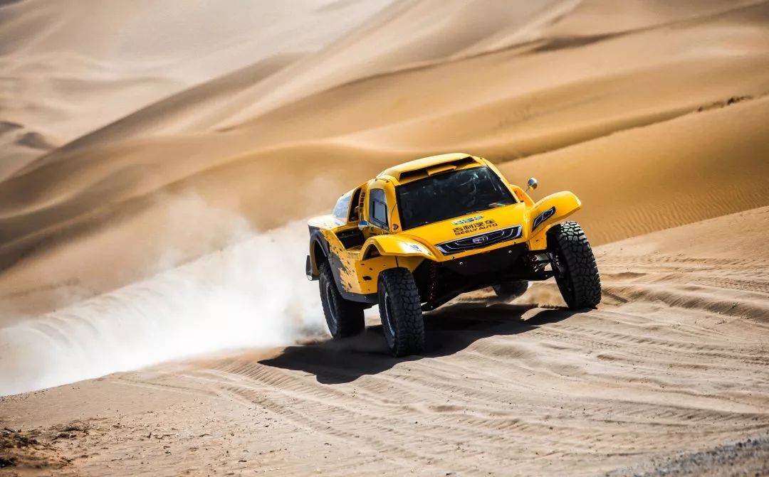 拉力赛夜战：钱塘飞鹰队鏖战荆楚犀牛队，速度优势明显临场应变见真章(旋风队烈火队飞鹰队)