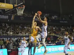  加时末段江苏男篮止住颓势——德国杯节点到来；话题不断；心理建设被强调
