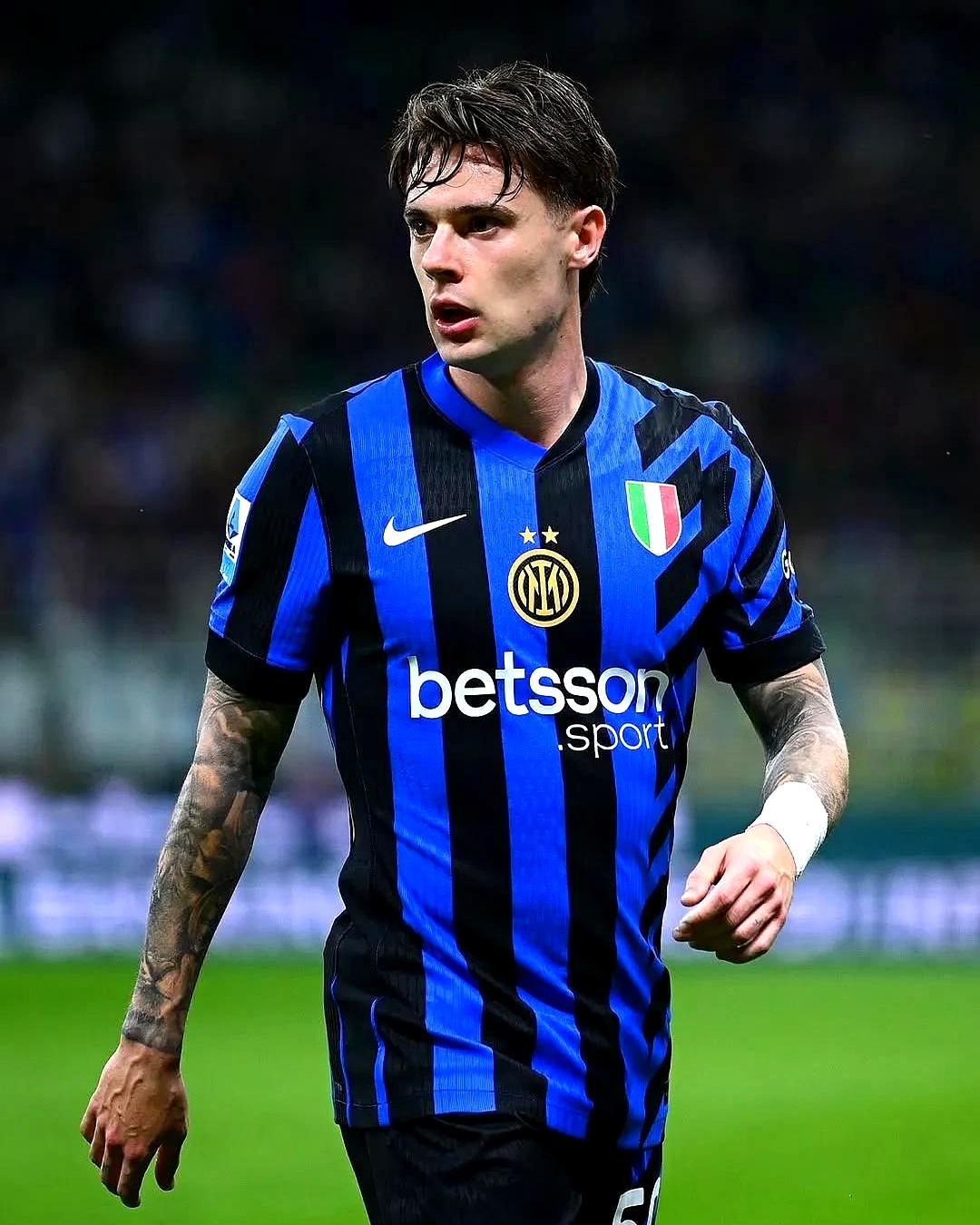 国际米兰迎欧超杯关键赛，冲刺阶段再遭质疑，媒体盛赞，球探报告显示潜力(本菲卡和国际米兰哪个强)-九游网页登录