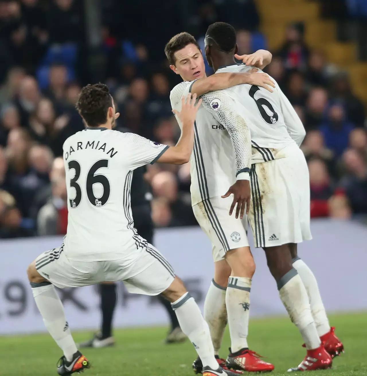 九游百家乐 -包含荷甲赛程吃紧，毕尔巴鄂竞技赛前更衣室发声，压力陡增，细节决定成败的词条