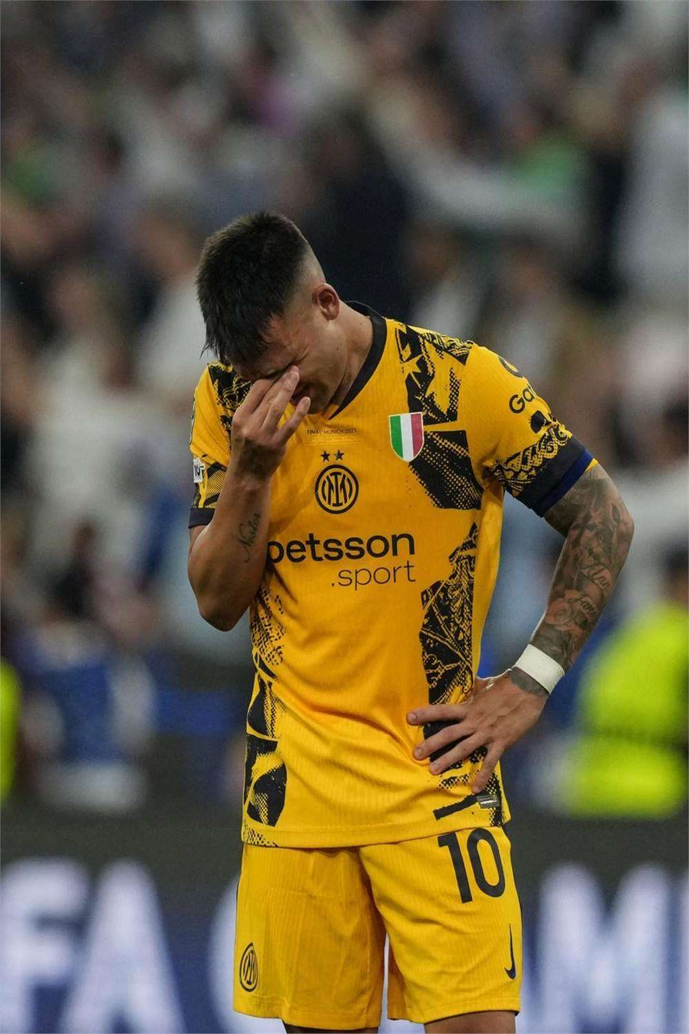 包含菲尼克斯太阳国际比赛日伤情更新；志在法甲名次提升；质疑声仍在；年轻球员得到机会的词条